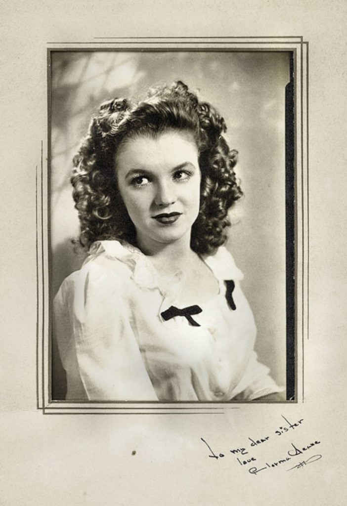 Norma Jeane (Marilyn Monroe) above appears to to be from the early 1940s when she was about 14 years old