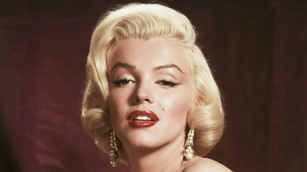 Marilyn Monroe Makeup Looks : Recreating Iconic