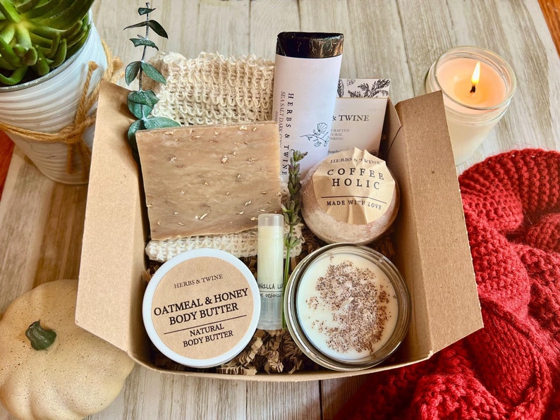 Coffee Gift Basket – Luxury Set for Women Who Love Coffee Curated for java enthusiasts: Ethiopian pour-over kit, biscotti, and cashmere-lined gloves. Ideal self-care splurge or closing gift for clients. Free gift messaging included